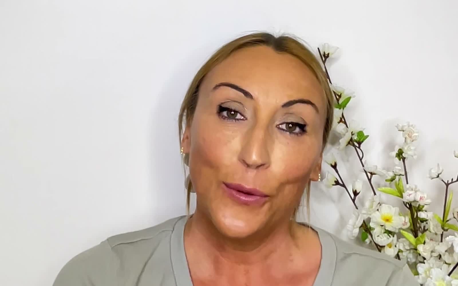 Standbild aus dem Videokurs Kissable Lips Ritual