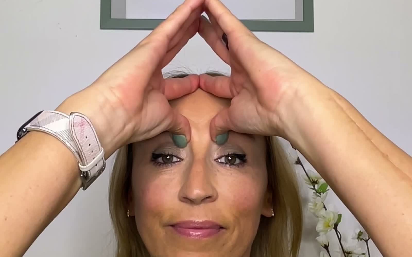 Standbild aus dem Videokurs Screen Face Detox